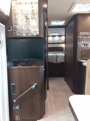 Home 82M