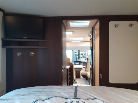 Home 82M