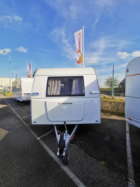 Adora 613 UL
