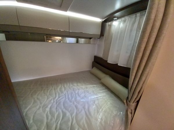 Cocoon 442 