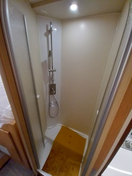 Sovereign 873