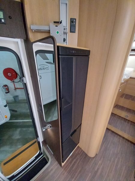 Sovereign 873