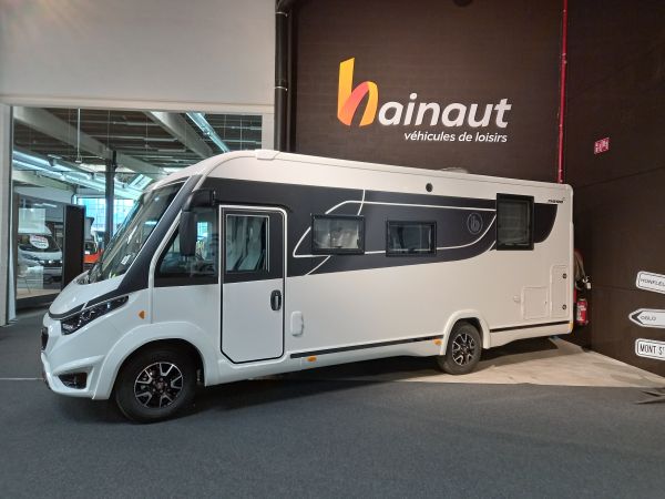 Amphitryon 998 Alpha