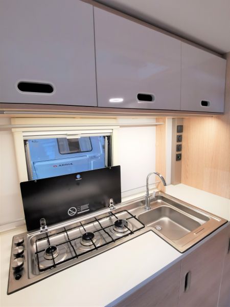 AVIVA 442 PH