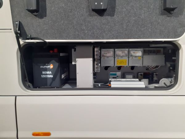 Palace 88 GQ 70 C Smart Garage