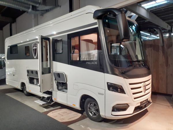 Palace 88 GQ 70 C Smart Garage