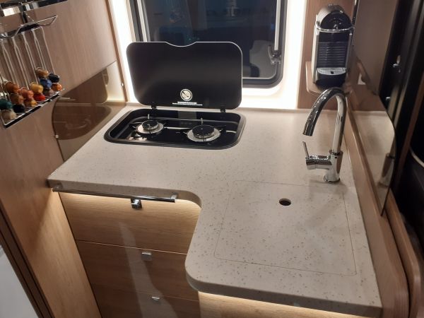Palace 88 GQ 70 C Smart Garage