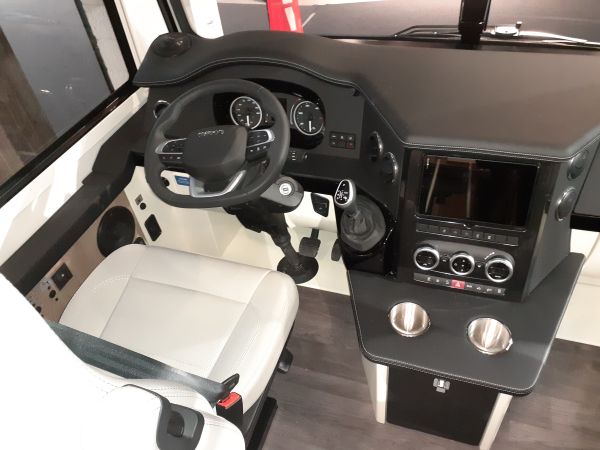 Palace 88 GQ 70 C Smart Garage