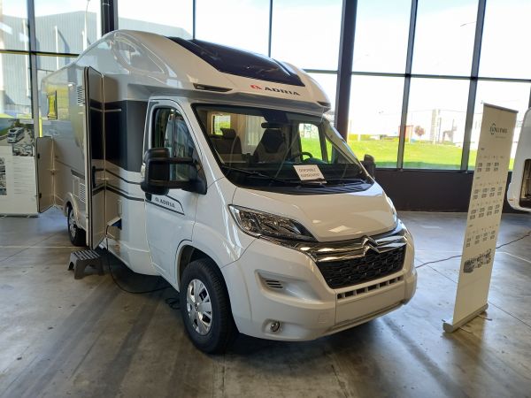 Coral Axess 670 SL