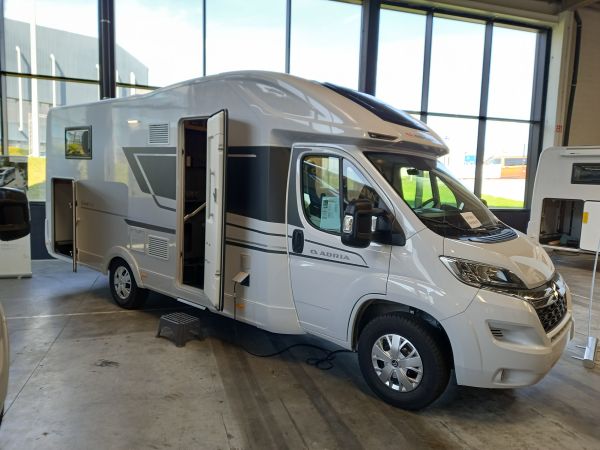 Coral Axess 670 SL