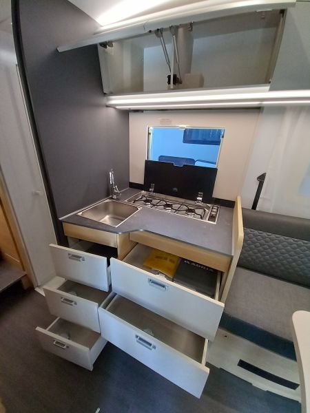 Coral Axess 650 DL