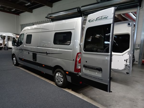 Master Van DUO 45 eme anniversaire