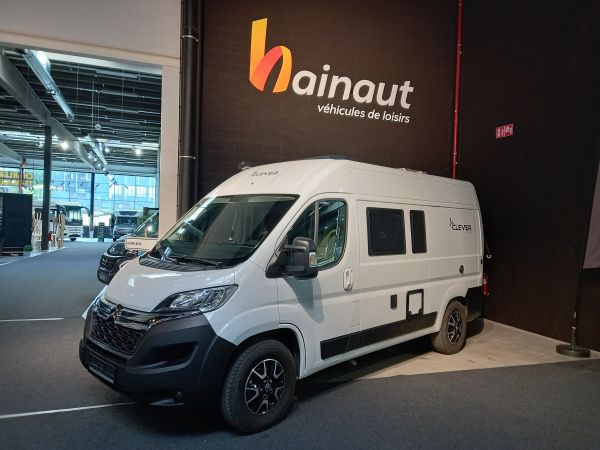 CLEVER Vans 540