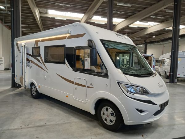 Sovereign 822