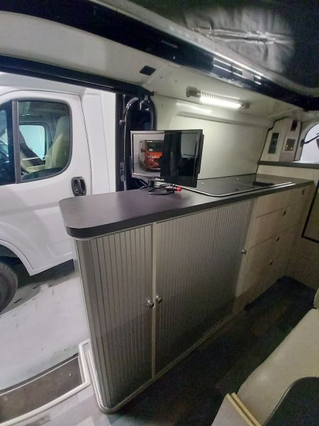 AutoCamp XL