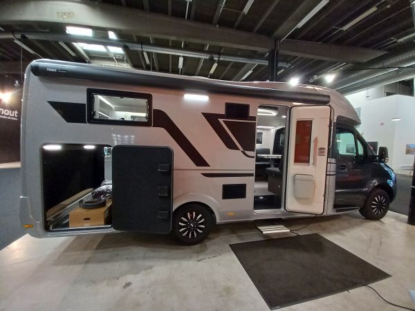 Coral Supreme 670 DL