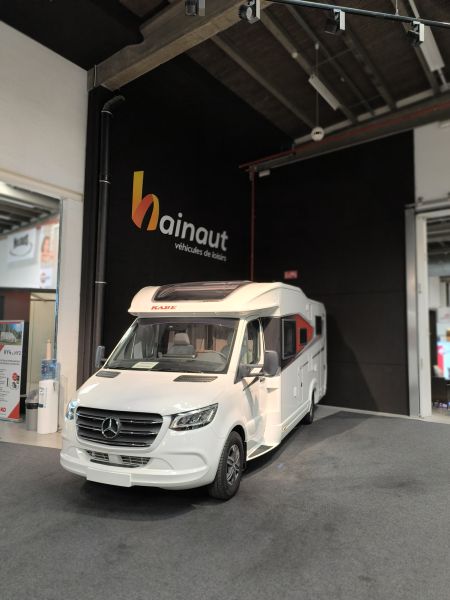 KABE Travel Master Novum 750 LGB Light