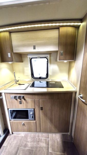 AVERSO 470 