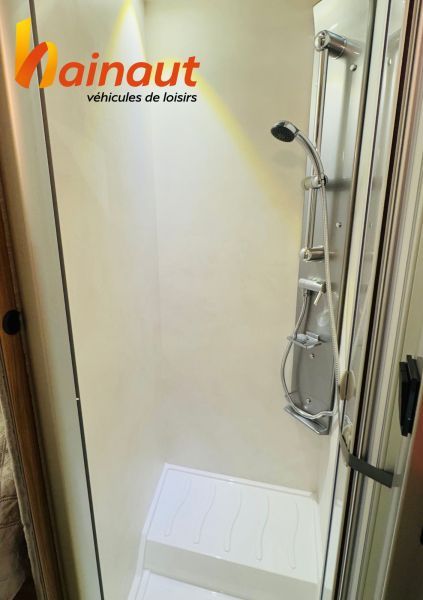 Pilote P 746 GJ Expression