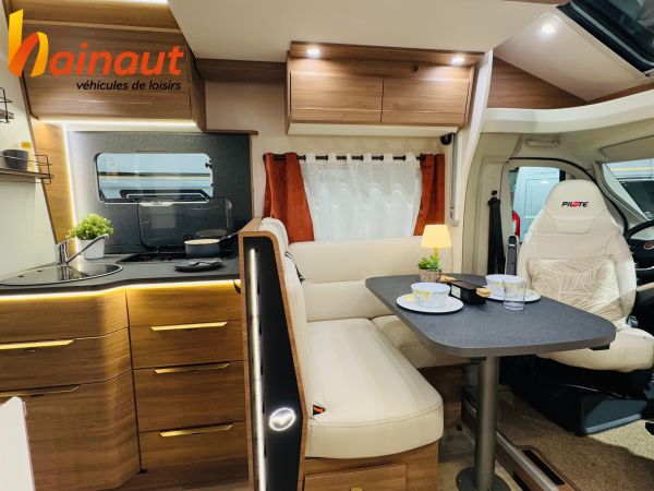 Pilote P 746 GJ Expression