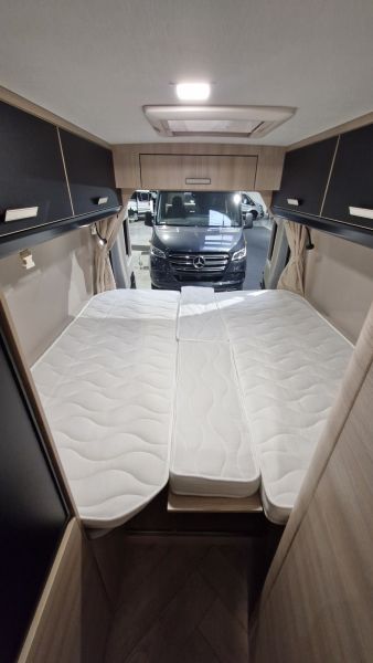V217 Sport Edition