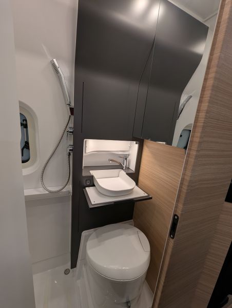 HOBBY MAXIA VAN - 680 ET