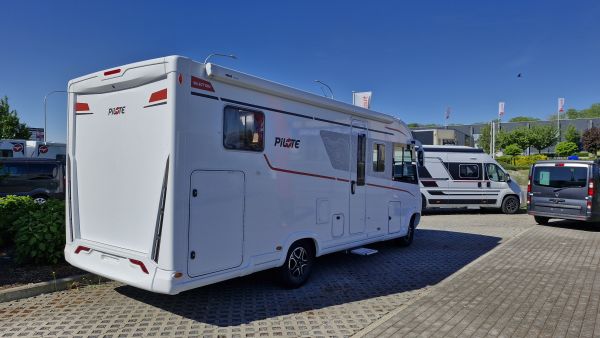 G720FGJ Spring Edition
