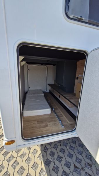 G720FGJ Spring Edition