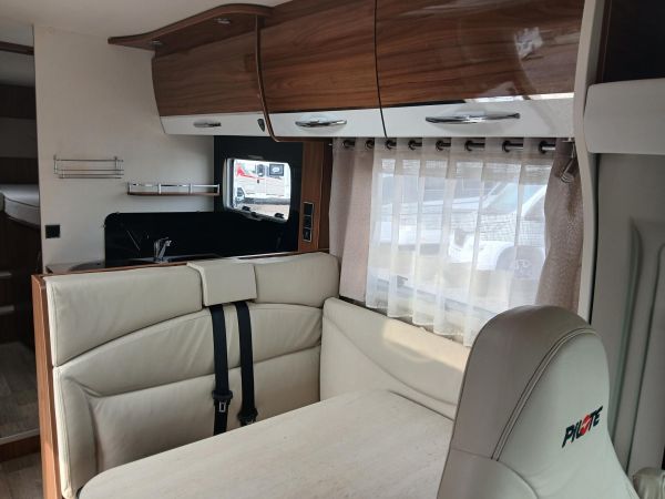 Essentiel 740