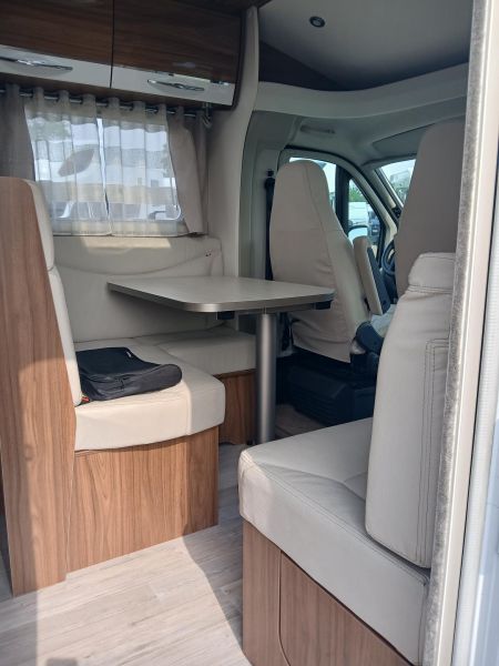 Essentiel 740