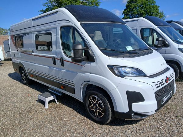 Eliseo 644 Attractive Edition