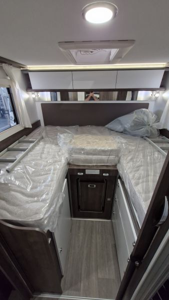 Cocoon 468 Deluxe 