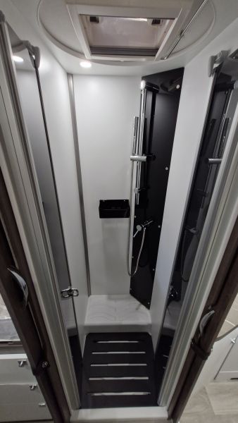 Cocoon 468 Deluxe 
