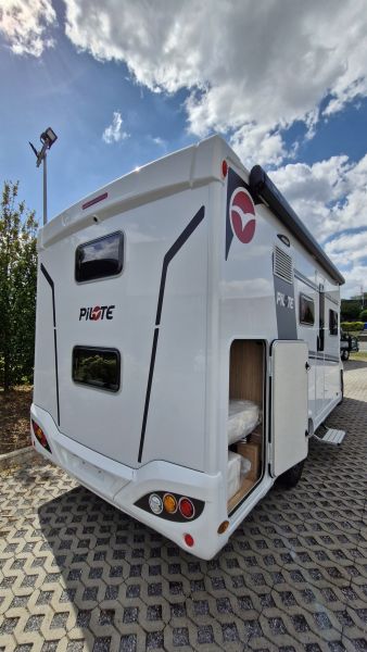 Pacific Expression - P690S