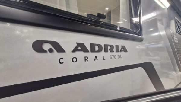 Coral 670 DL 60Y Deluxe