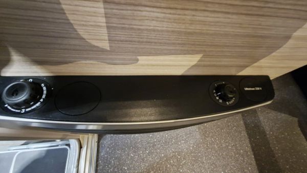 502 UL 60 YEARS EDITION LIMITEE