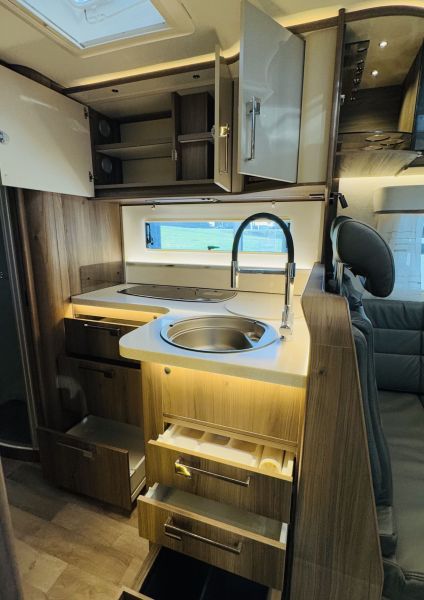 I 430 KB-LE Confort 4.2T