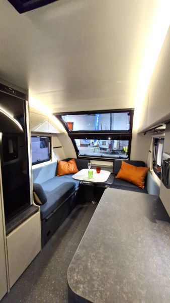 ACTION 391 LH SPORTS 