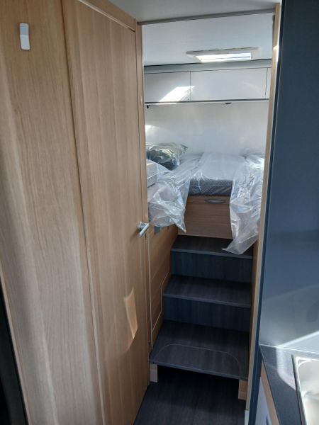 Coral 650 DL Benelux Edition