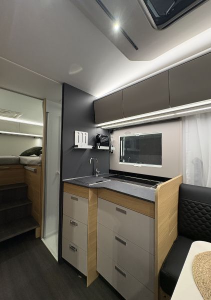 CORAL AXESS 650 DL