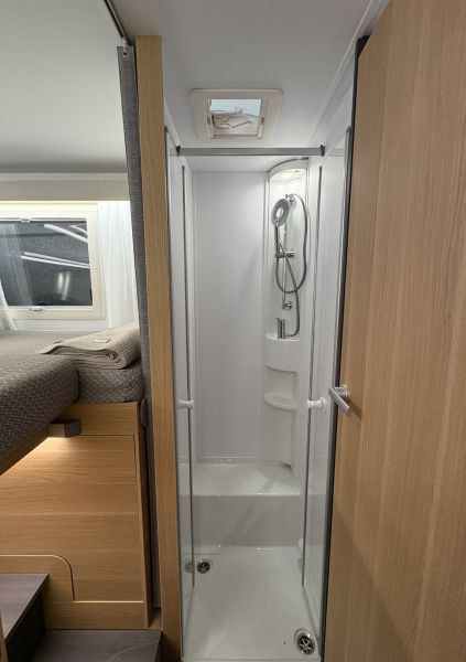 CORAL AXESS 650 DL