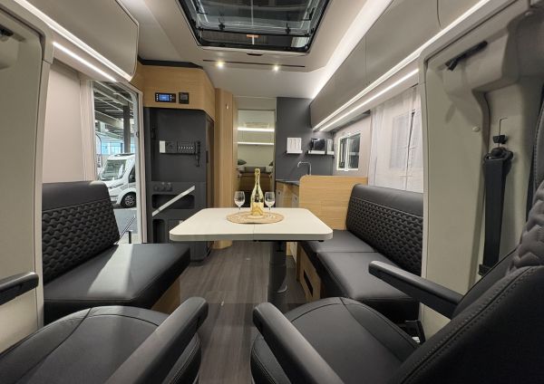CORAL AXESS 650 DL