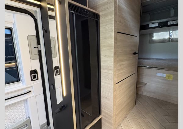 Golden Graphite Edition 380