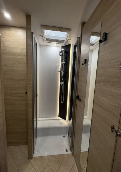 Golden Graphite Edition 380