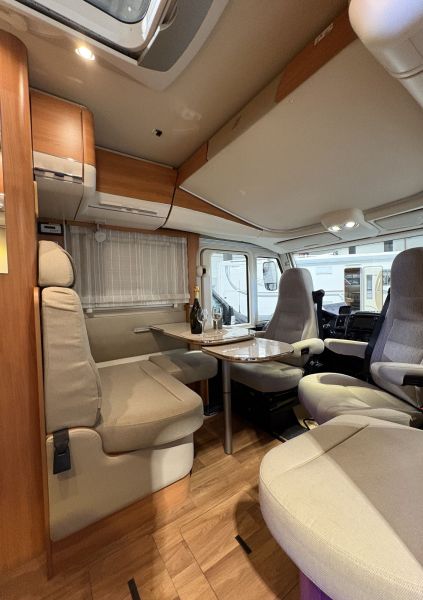 Hymer B-DL 444