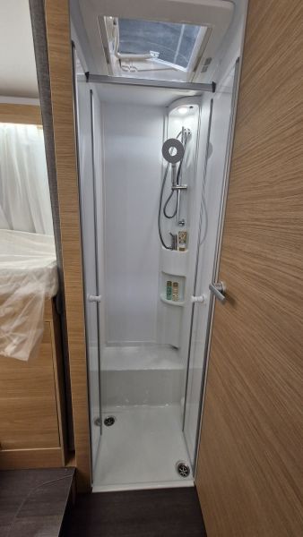 Matrix 670 SL 60Y Luxe