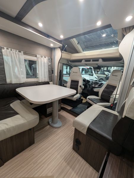 Cocoon 483 Norhtautokapp