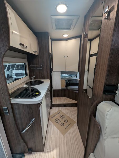 Cocoon 483 Norhtautokapp