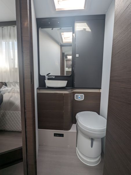 Matrix Supreme 670 DC