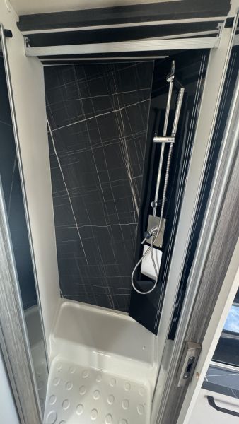 Carat 879